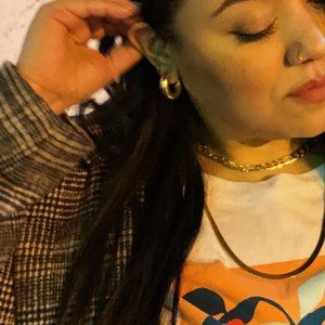 Meet your Posher, Loreni